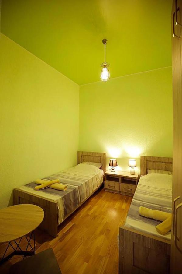 Nickos Hotel Kutaisi Eksteriør billede